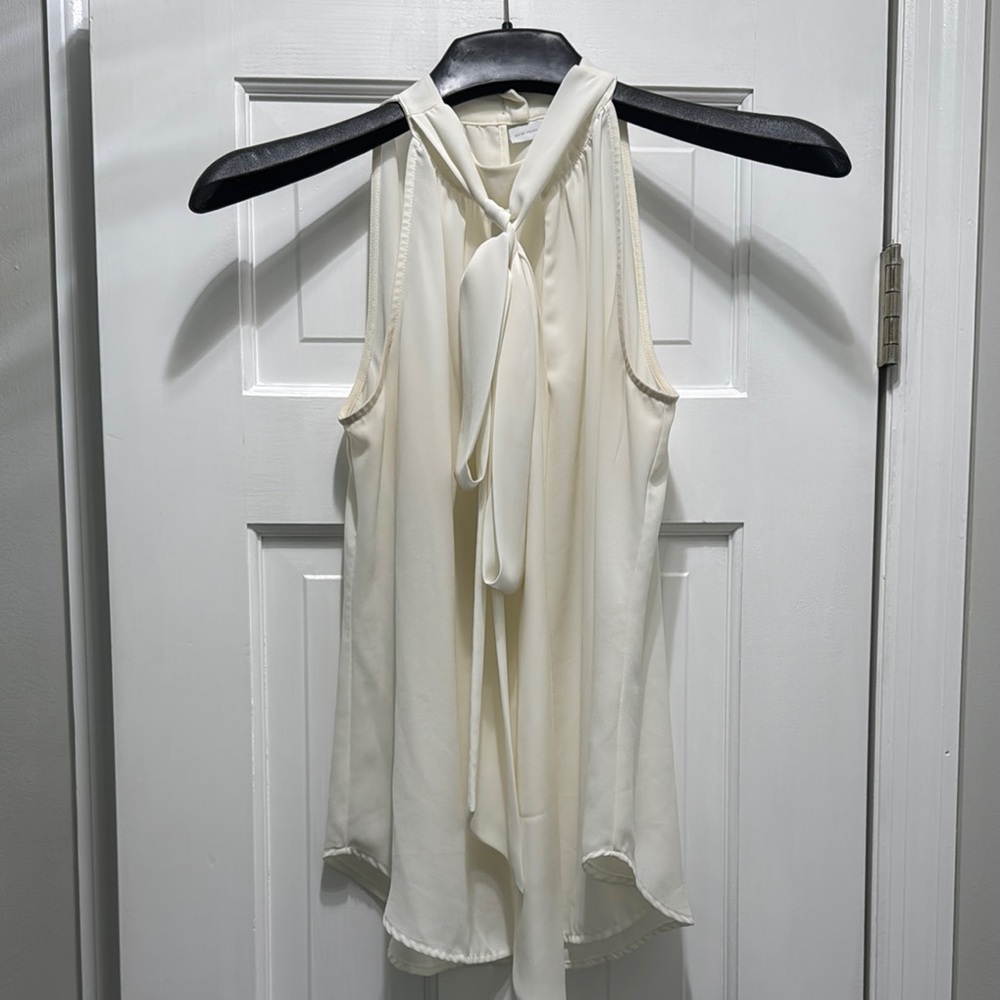 NY&CO Cream Sleeveless Blouse